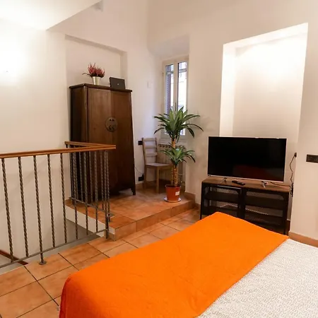 Appartamento Trastevere Four Seasons Trilussa 1 *